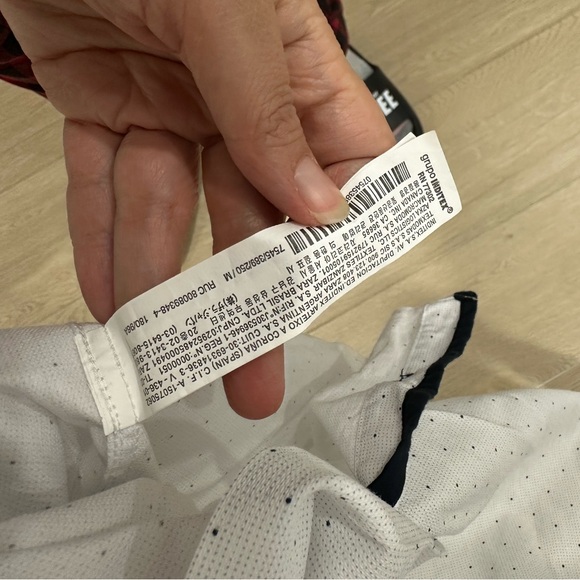 2 Zara Men’s Shirts (Size: Medium) - Picture 11 of 11